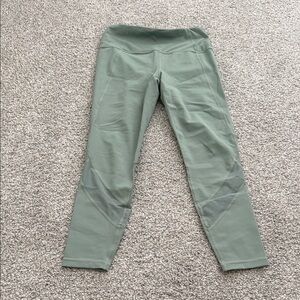 Athleta sage cropped leggings